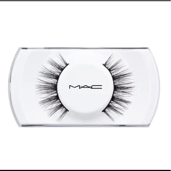 MAC Cosmetics Other - MAC 86 Opportunist Lash